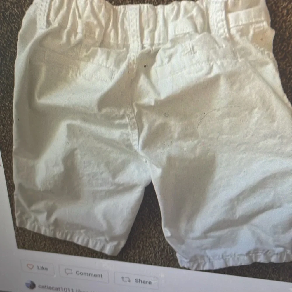white Old Navy cotton shorts 7